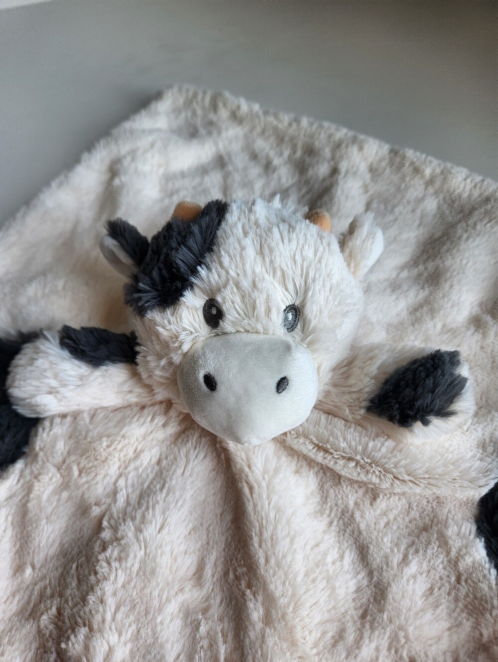 KELLYTOY K Luxe Cow Lovey Rattle Plush Security Blanket Farm Barnyard Sewn Eyes